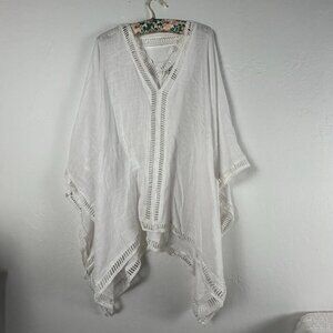 Mind Set By XCVI Women's Oversized Crochet Trim Poncho Sweater White Large